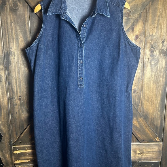 Eddie Bauer Blue Denim Top - Picture 1 of 3